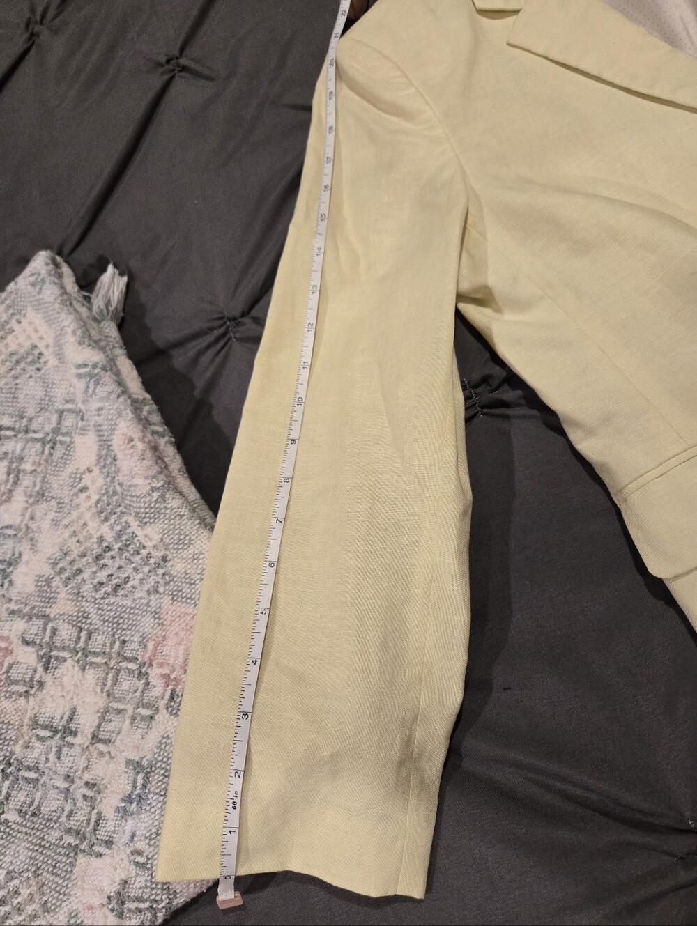 Banana Republic Pale Yellow Linen Blend Blazer Jacket Two-Button Size 10 - Picture 13 of 15